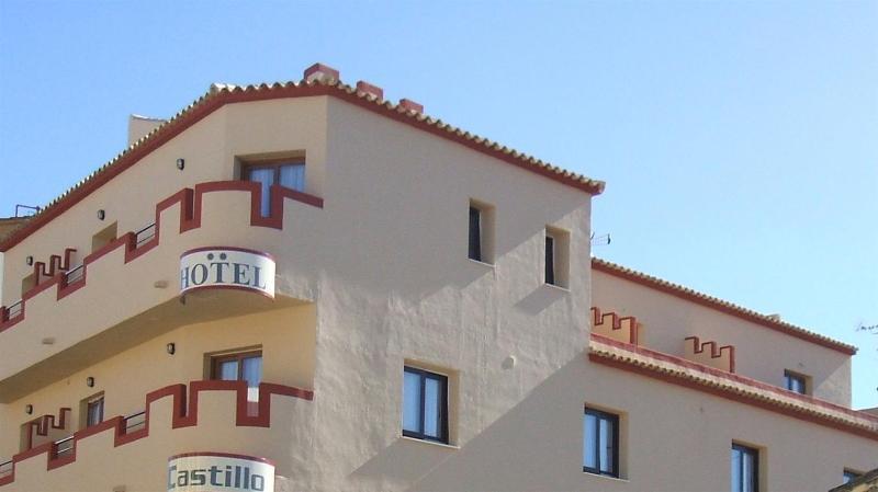 Hotel Castillo Дения Экстерьер фото